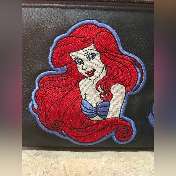 The Little Mermaid wallet. - Picture 2 of 11